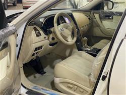 انفنتي QX70